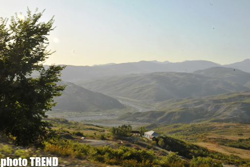 Azərbaycanın tanınmış mügənnisinin yol əhvalatı (FOTO)